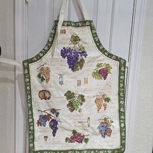 Kay Dee Vintage-Style Green Border Grape Print Kitchen Apron Mase In USA.